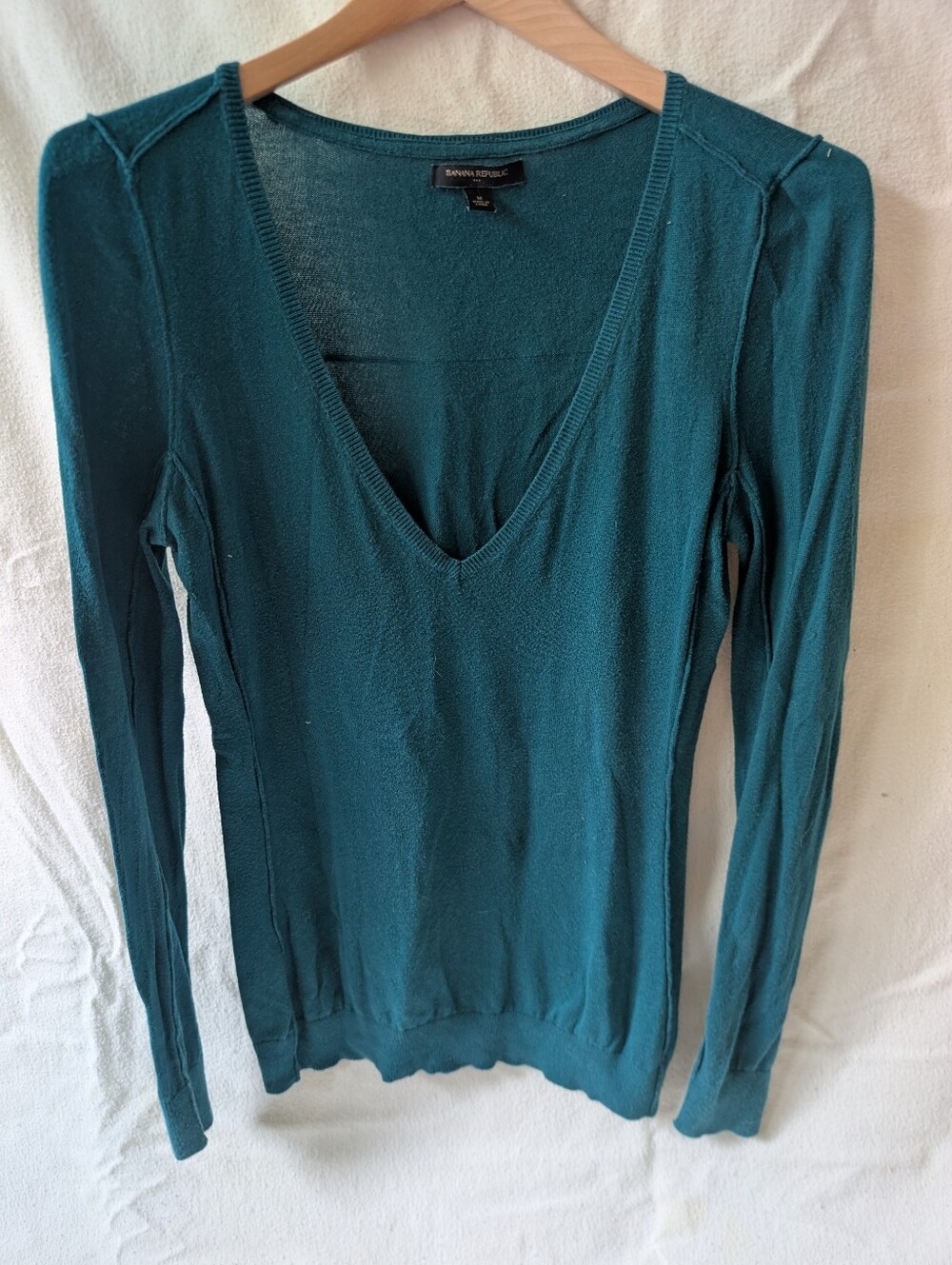Banana Republic Teal V-Neck Lightweight Knit Sweater